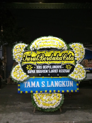 Papan Bunga Duka di Kertaharja